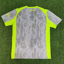 Camisa Manchester City 2025/26 Edição Treino Cinza / Verde - Versão Torcedor