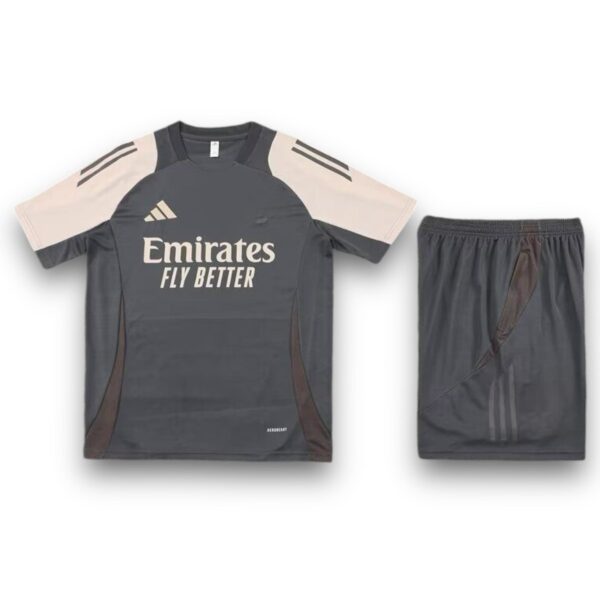 Conjunto Real Madrid 2024-2025 Alternativo 3- Entrenamiento