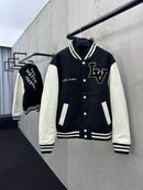 Chaqueta de béisbol de piel con relieve de cuadros LOUIS VUITTON.