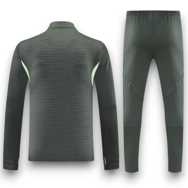 Chándal Real Madrid 2025-2026 Alternativo 2 – Entrenamiento